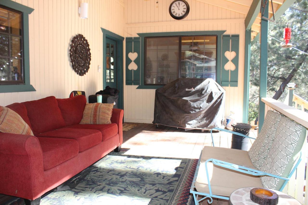 The Old Bear Bnb Pine Mountain Club ภายนอก รูปภาพ