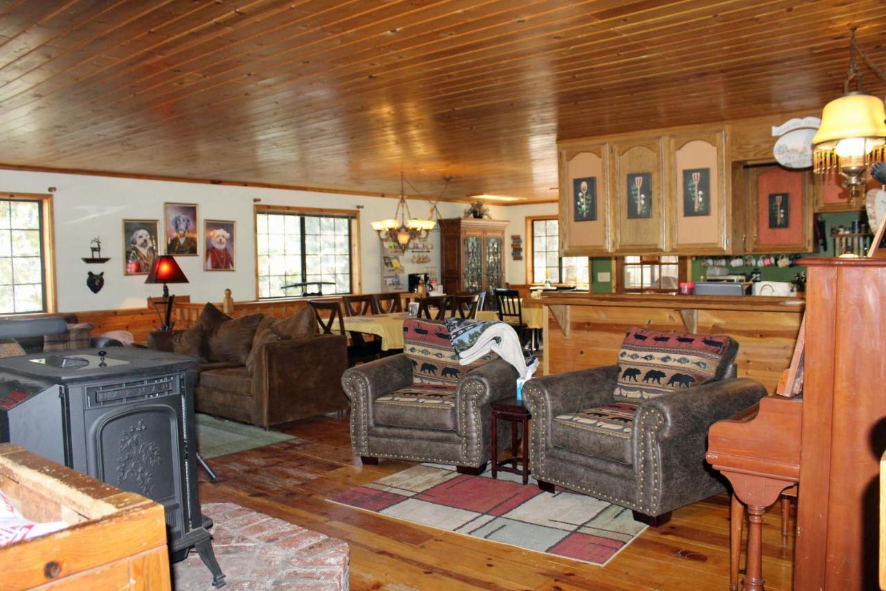 The Old Bear Bnb Pine Mountain Club ภายนอก รูปภาพ