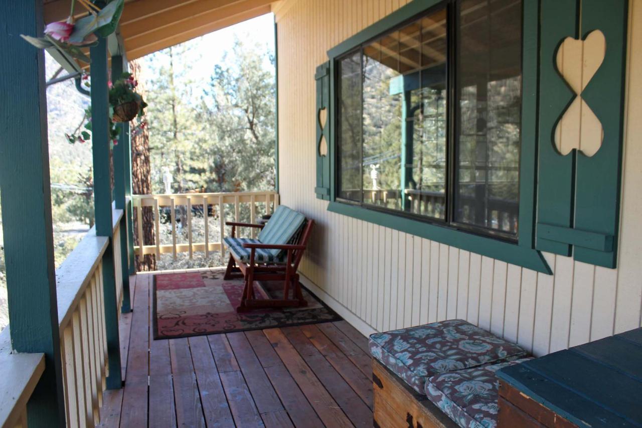 The Old Bear Bnb Pine Mountain Club ภายนอก รูปภาพ